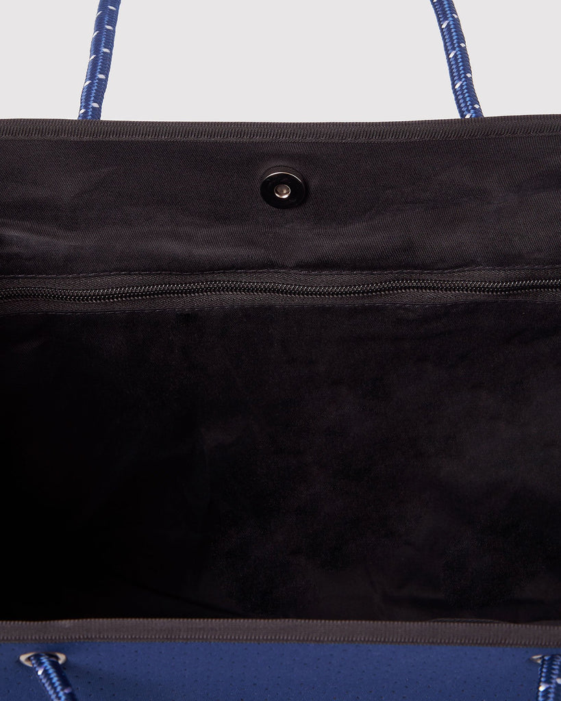 Miz Casa & Co Ivy Neoprene Tote Bag Navy